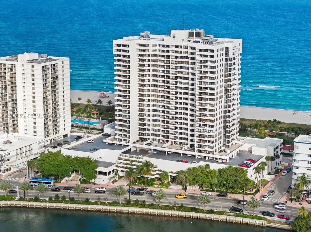 2555 Collins Avenue Miami Beach FL 33140