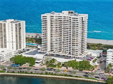 2555 Collins Avenue Miami Beach FL 33140