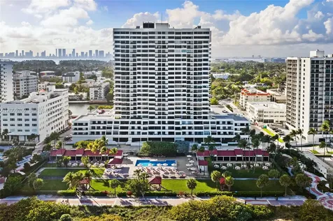 2555 Collins Avenue Miami Beach FL 33140