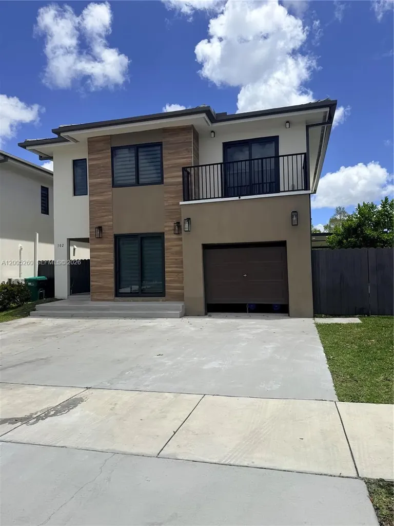 102 NW 10th Place Florida City FL 33034