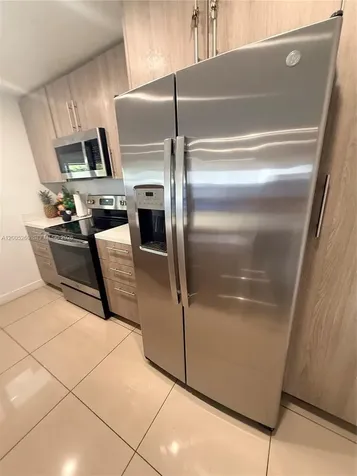 102 NW 10th Place Florida City FL 33034