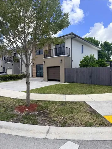 102 NW 10th Place Florida City FL 33034