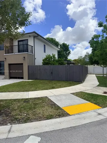102 NW 10th Place Florida City FL 33034