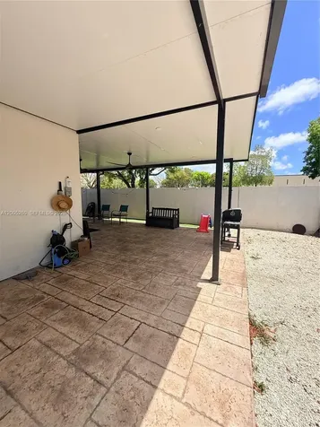 102 NW 10th Place Florida City FL 33034
