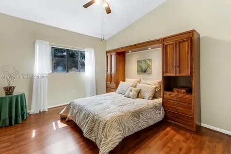 4155 SW 85th Avenue Davie FL 33328