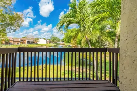 4155 SW 85th Avenue Davie FL 33328
