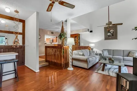 4155 SW 85th Avenue Davie FL 33328