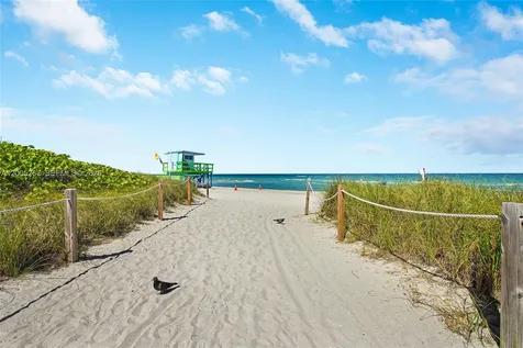 6917 Collins Avenue Miami Beach FL 33141
