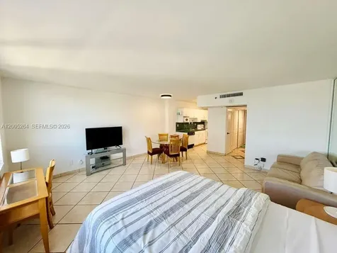 100 Lincoln Road Miami Beach FL 33139