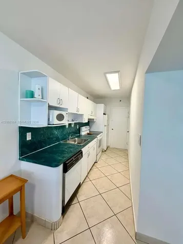 100 Lincoln Road Miami Beach FL 33139