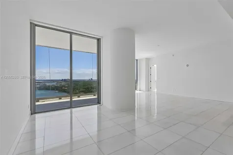 175 SE 25 Road Miami FL 33129