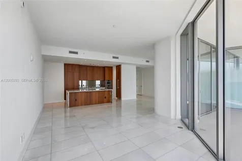 175 SE 25 Road Miami FL 33129