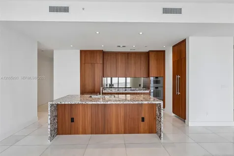 175 SE 25 Road Miami FL 33129