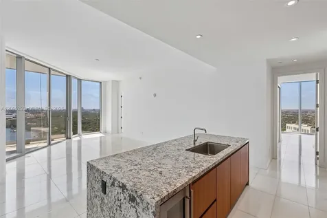 175 SE 25 Road Miami FL 33129