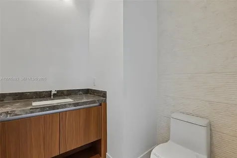 175 SE 25 Road Miami FL 33129