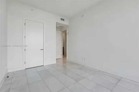 175 SE 25 Road Miami FL 33129