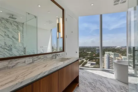 175 SE 25 Road Miami FL 33129