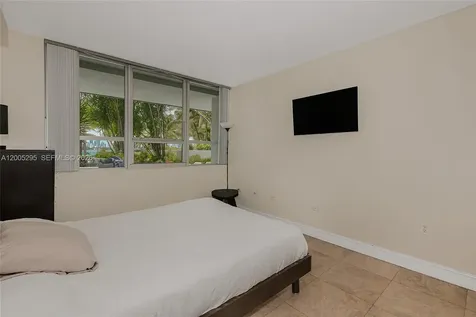1500 Bay Road Miami Beach FL 33139