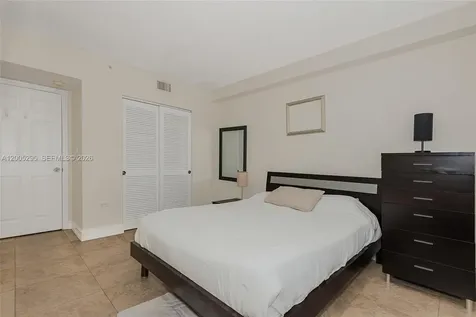 1500 Bay Road Miami Beach FL 33139