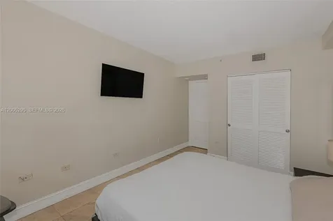 1500 Bay Road Miami Beach FL 33139