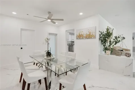2101 NW 26th Street Miami FL 33142