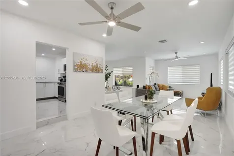 2101 NW 26th Street Miami FL 33142