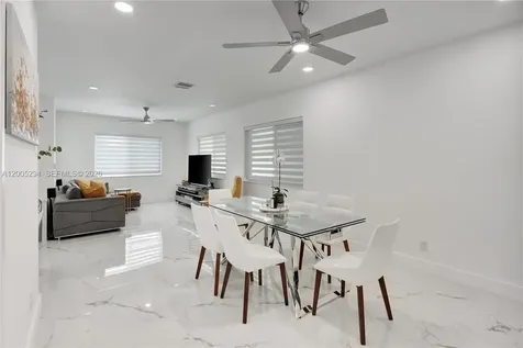 2101 NW 26th Street Miami FL 33142