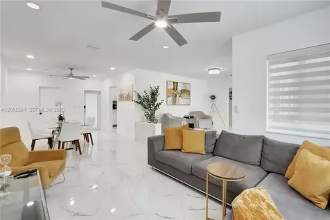 2101 NW 26th Street Miami FL 33142