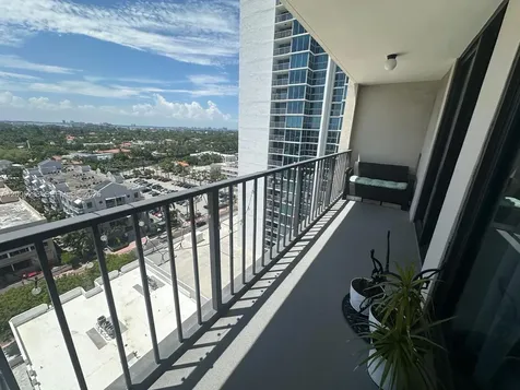 2625 Collins Avenue Miami Beach FL 33140