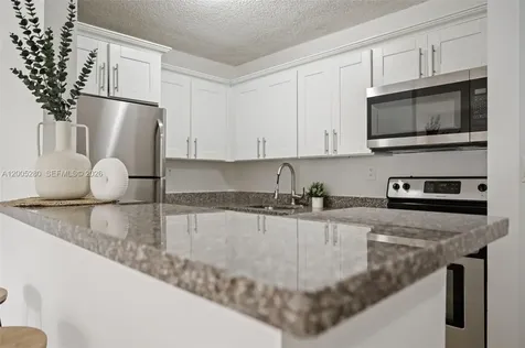 7195 NW 179th Street Hialeah FL 33015