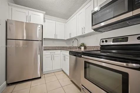 7195 NW 179th Street Hialeah FL 33015