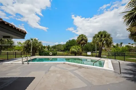 7195 NW 179th Street Hialeah FL 33015