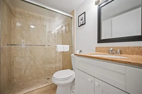 7195 NW 179th Street Hialeah FL 33015