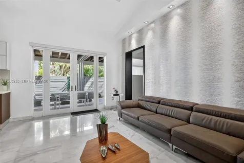 5861 NW 109th Court Doral FL 33178
