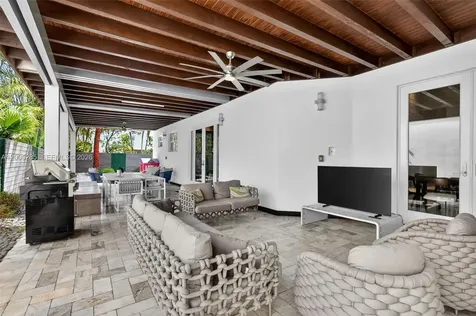 5861 NW 109th Court Doral FL 33178