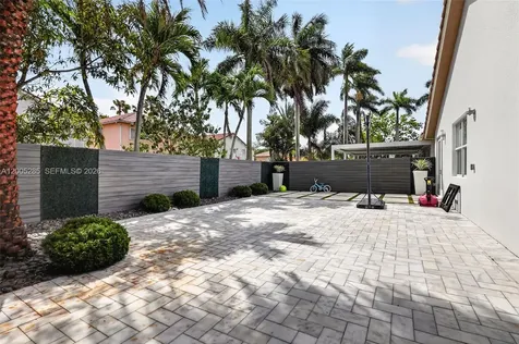 5861 NW 109th Court Doral FL 33178