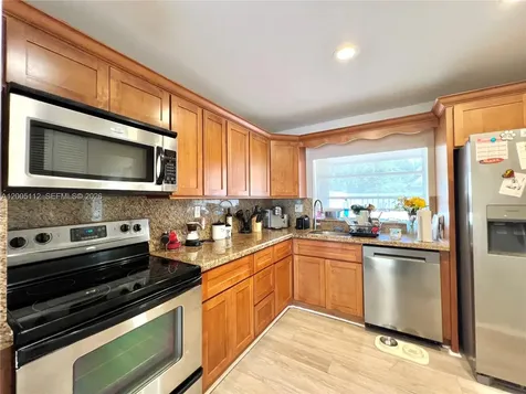 8114 SW 81st Terrace Miami FL 33143