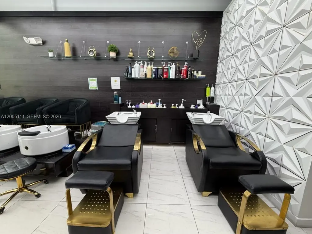 8290 SW 40th Street Miami FL 33155