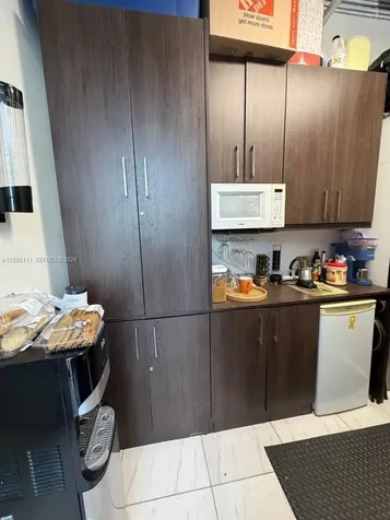 8290 SW 40th Street Miami FL 33155