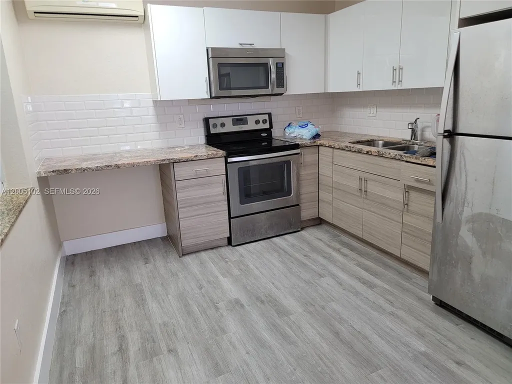 1736 SW 3rd Street Miami FL 33135