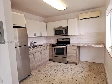 1736 SW 3rd Street Miami FL 33135