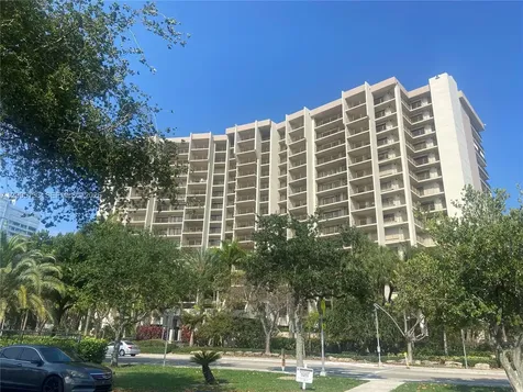 1800 S Ocean Boulevard Lauderdale By The Sea FL 33062