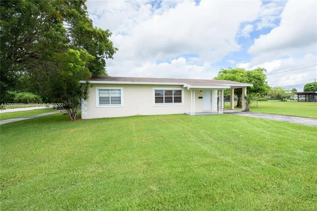 640 SW 5th Avenue Florida City FL 33034