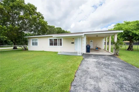640 SW 5th Avenue Florida City FL 33034
