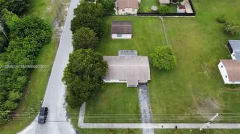 640 SW 5th Avenue Florida City FL 33034