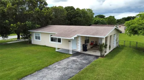 640 SW 5th Avenue Florida City FL 33034