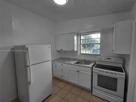 7051 NW 21st Avenue Miami FL 33147