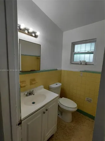 7051 NW 21st Avenue Miami FL 33147