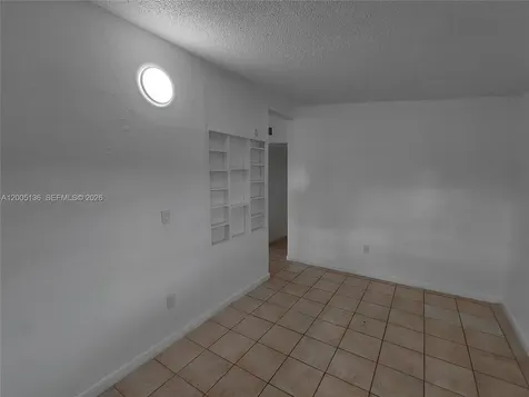 7051 NW 21st Avenue Miami FL 33147