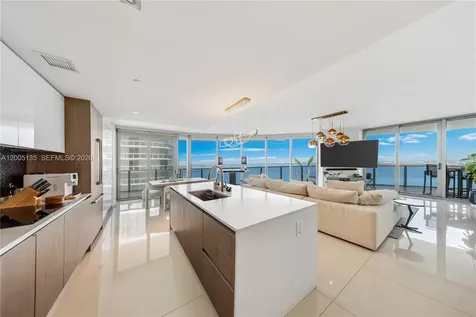 488 NE 18th Street Miami FL 33132
